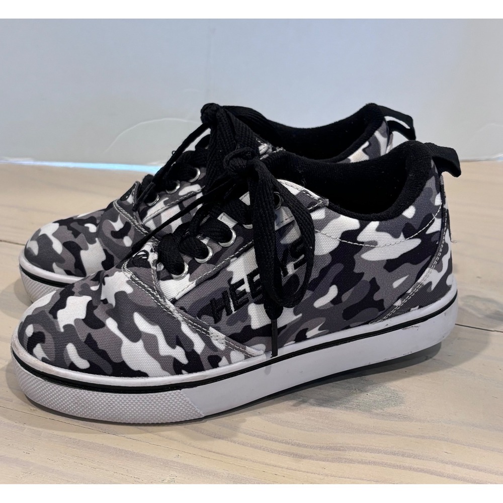 Heelys Pro 20 Prints Camo Skate Shoes Youth 1 Black White Grey HES10336